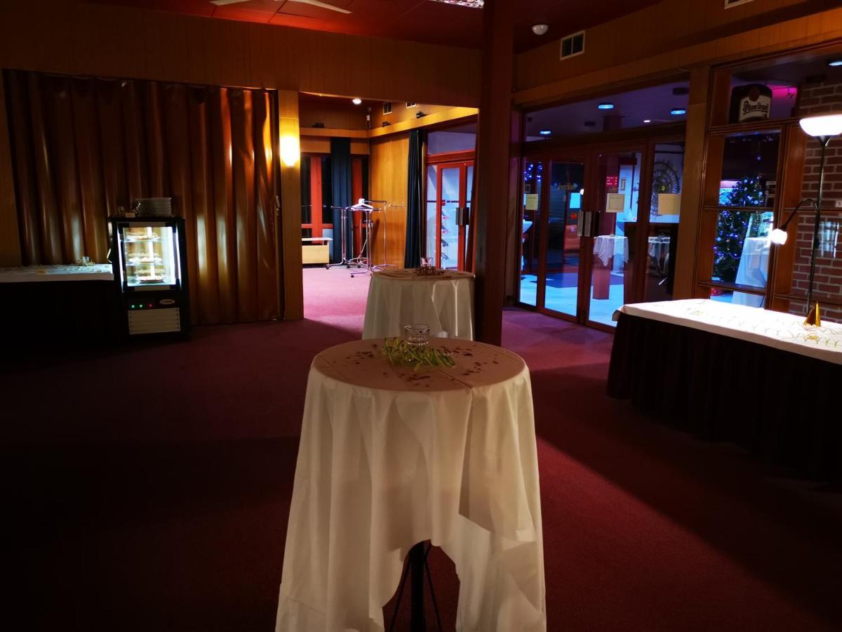 Hotel Ludmila Мельник Екстер'єр фото